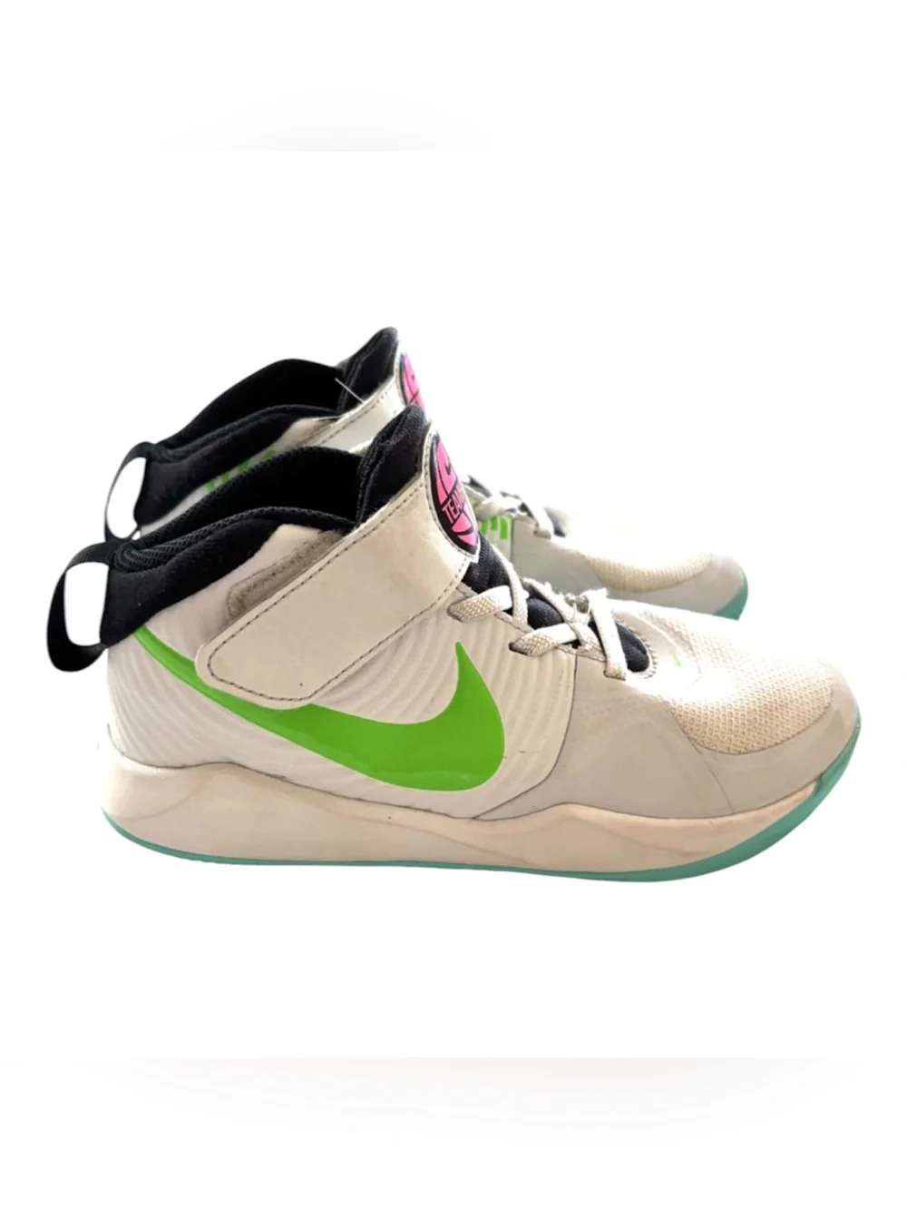 Nike White Green Team D9 Basketball Sneakers SZ 2.5 Youth Worn 1X Indoors